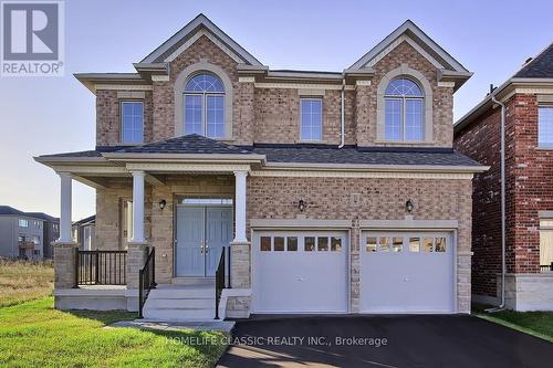 31 Robert Baldwin Boulevard, East Gwillimbury, ON - Outdoor With Facade