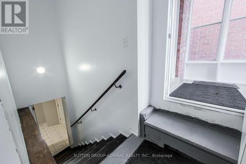 23 Millbank Court, Vaughan, ON - Indoor Photo Showing Other Room