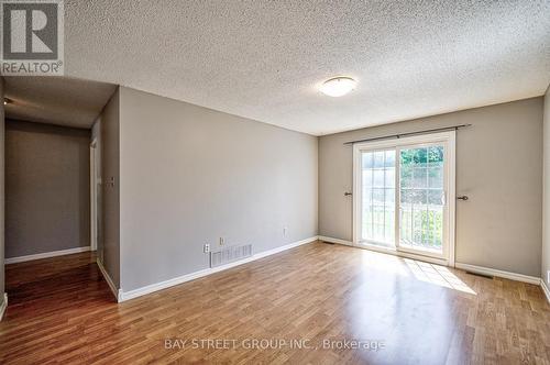 7 Agnes Street, Oro-Medonte, ON - Indoor Photo Showing Other Room