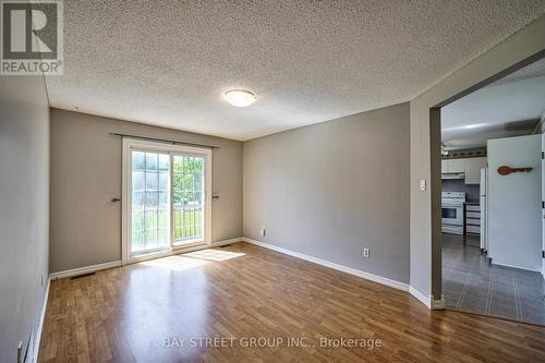 7 Agnes Street, Oro-Medonte, ON - Indoor Photo Showing Other Room