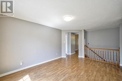 7 Agnes Street, Oro-Medonte, ON - Indoor Photo Showing Other Room