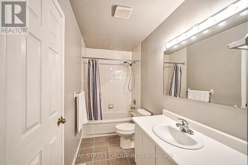 7 Agnes Street, Oro-Medonte, ON - Indoor Photo Showing Bathroom