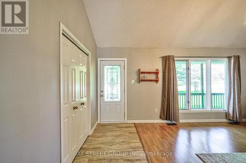 7 Agnes Street, Oro-Medonte, ON - Indoor Photo Showing Other Room