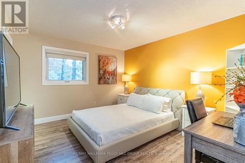 1166 Sunnidale Road, Springwater, ON - Indoor Photo Showing Bedroom