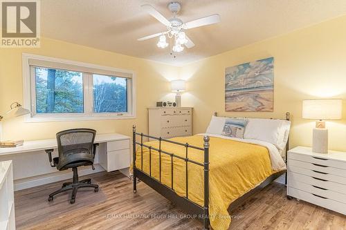 1166 Sunnidale Road, Springwater, ON - Indoor Photo Showing Bedroom