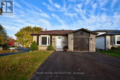 26 Doris Drive, Barrie, ON - Outdoor With Facade