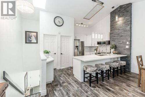 27 - 5 Harbour Street, Collingwood, ON - Indoor Photo Showing Kitchen