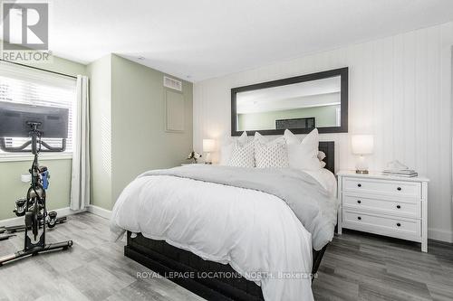 27 - 5 Harbour Street, Collingwood, ON - Indoor Photo Showing Bedroom