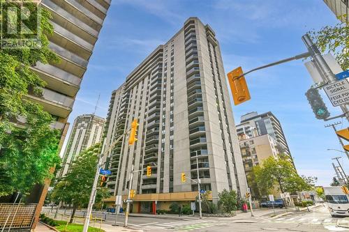 470 Laurier Avenue Unit#604, Ottawa, ON - Outdoor With Facade