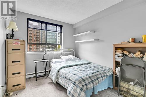 470 Laurier Avenue Unit#604, Ottawa, ON - Indoor Photo Showing Bedroom