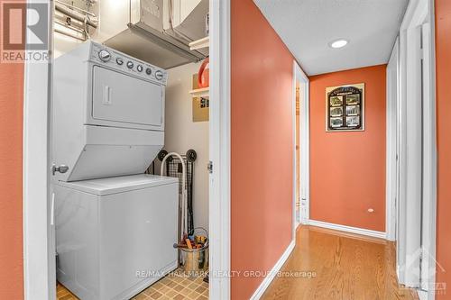 604 - 470 Laurier Avenue, Ottawa, ON - Indoor Photo Showing Laundry Room