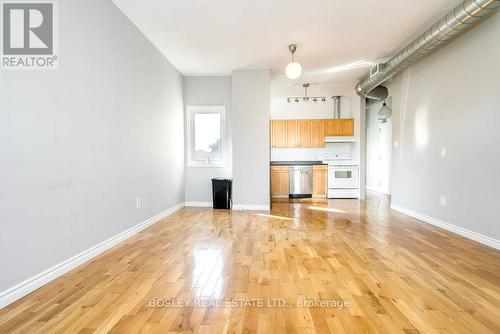 2909 Dundas Street W, Toronto, ON - Indoor