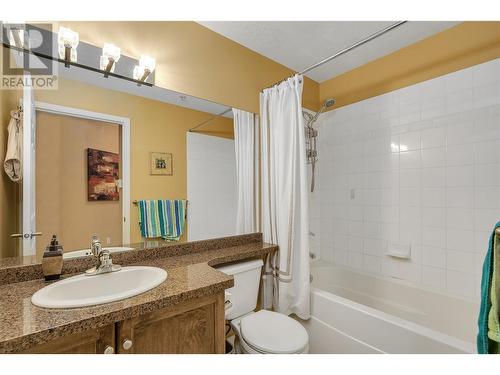 1128 Sunset Drive Unit# 407, Kelowna, BC - Indoor Photo Showing Bathroom