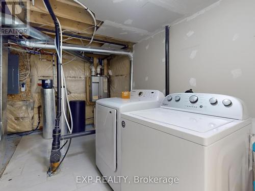 5 Ricardo Road, Brampton, ON - Indoor Photo Showing Laundry Room