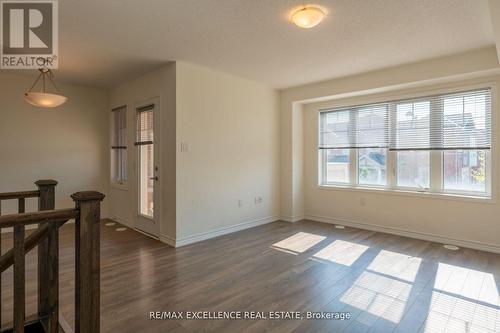 527 Fir Court, Milton, ON - Indoor Photo Showing Other Room