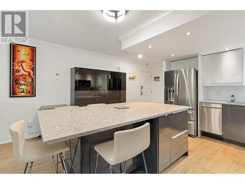 201 1995 Beach Avenue, Vancouver, BC - Indoor