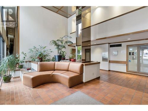 201 1995 Beach Avenue, Vancouver, BC - Indoor