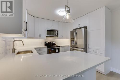 37 - 1294 Byron Baseline Road, London, ON - Indoor Photo Showing Kitchen With Stainless Steel Kitchen With Upgraded Kitchen