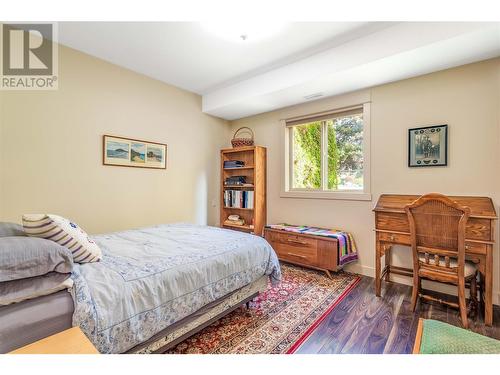 3350 Woodsdale Road Unit# 501, Lake Country, BC - Indoor Photo Showing Bedroom