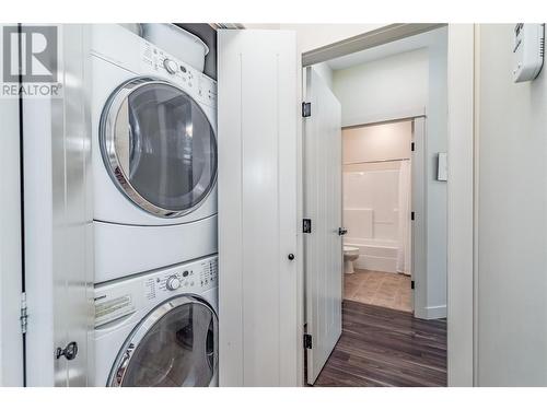 3350 Woodsdale Road Unit# 501, Lake Country, BC - Indoor Photo Showing Laundry Room