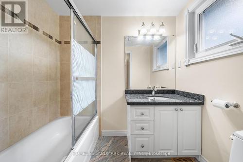 9 Silvergrove Road, Toronto, ON - Indoor Photo Showing Bathroom