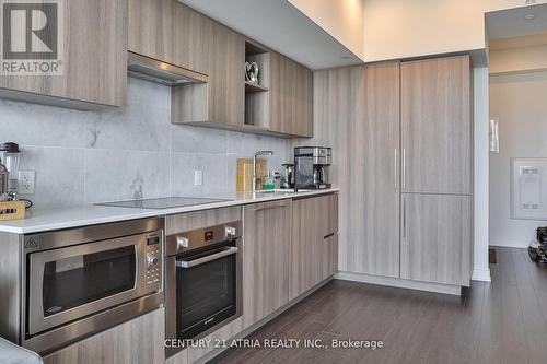 3715 - 19 Bathurst Street, Toronto, ON - Indoor Photo Showing Kitchen