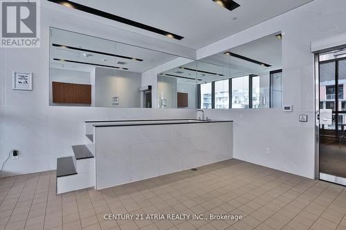 3715 - 19 Bathurst Street, Toronto, ON - Indoor