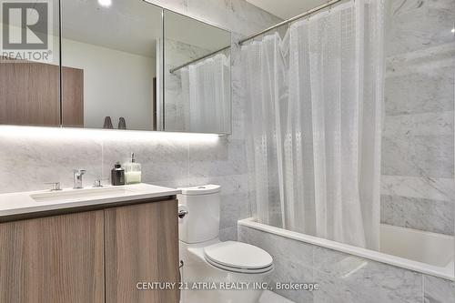 3715 - 19 Bathurst Street, Toronto, ON - Indoor Photo Showing Bathroom