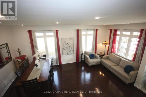 2084 Prestonvale Road, Clarington, ON - Indoor Photo Showing Living Room