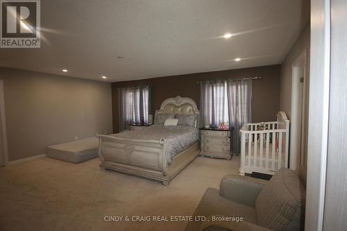 2084 Prestonvale Road, Clarington, ON - Indoor Photo Showing Bedroom