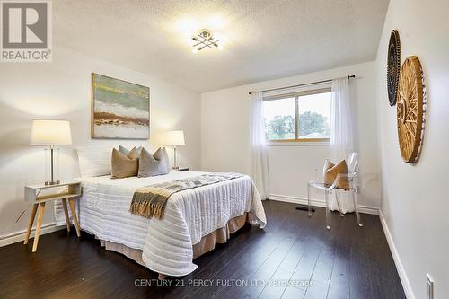 472 Sheppard Avenue, Pickering, ON - Indoor Photo Showing Bedroom