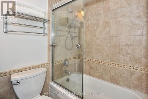 30 - 30 Ashglen Way, Markham, ON - Indoor Photo Showing Bathroom