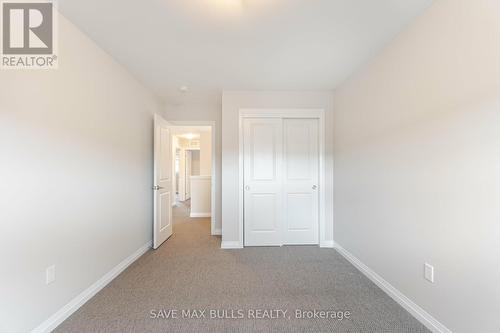 7381 Matteo Drive, Niagara Falls, ON - Indoor Photo Showing Other Room