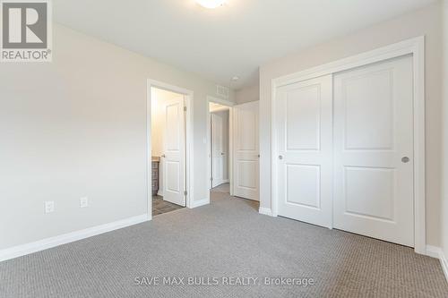 7381 Matteo Drive, Niagara Falls, ON - Indoor Photo Showing Other Room