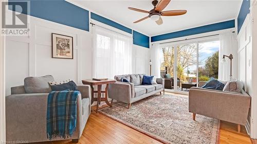 56 Bridge Street, Meaford, ON - Indoor Photo Showing Living Room