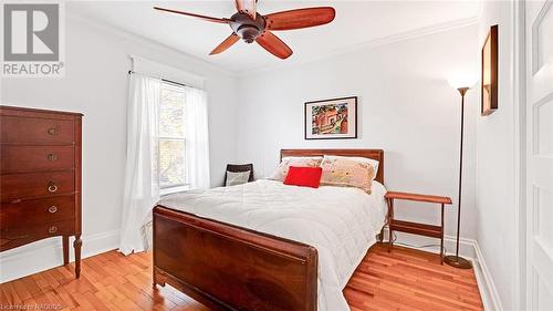 56 Bridge Street, Meaford, ON - Indoor Photo Showing Bedroom