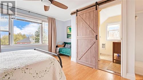 56 Bridge Street, Meaford, ON - Indoor Photo Showing Bedroom