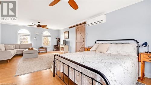 56 Bridge Street, Meaford, ON - Indoor Photo Showing Bedroom