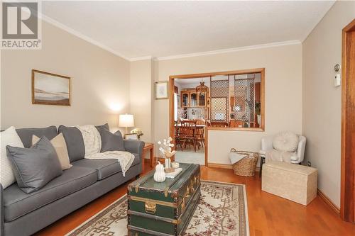 448 Albinson Street, Sudbury, ON - Indoor Photo Showing Living Room