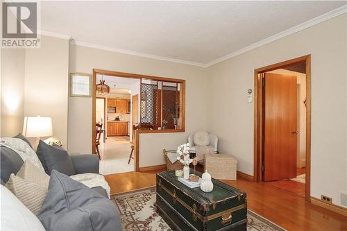 448 Albinson Street, Sudbury, ON - Indoor Photo Showing Living Room