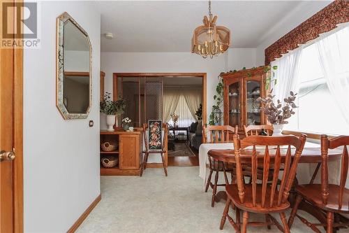 448 Albinson Street, Sudbury, ON - Indoor Photo Showing Dining Room