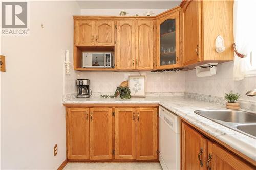 448 Albinson Street, Sudbury, ON - Indoor Photo Showing Kitchen With Double Sink