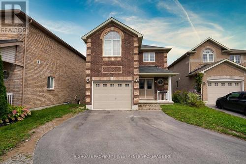 Upper - 35 Crew Court, Barrie, ON - Outdoor With Facade