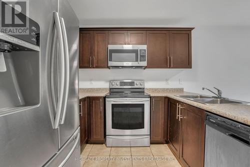 Upper - 35 Crew Court, Barrie, ON - Indoor Photo Showing Kitchen With Stainless Steel Kitchen With Double Sink