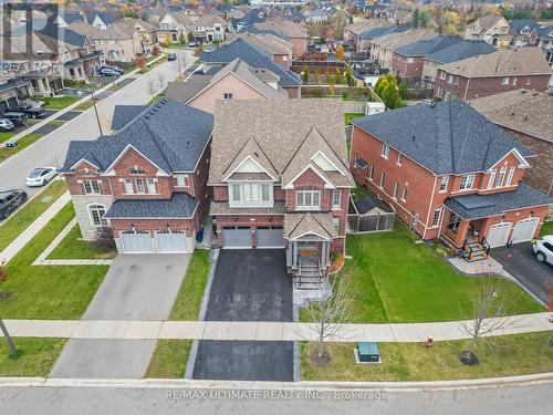 10 Northwest Court, Halton Hills, ON - Outdoor With Facade