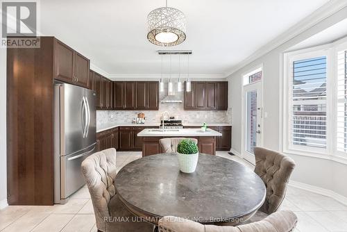 10 Northwest Court, Halton Hills, ON - Indoor Photo Showing Dining Room