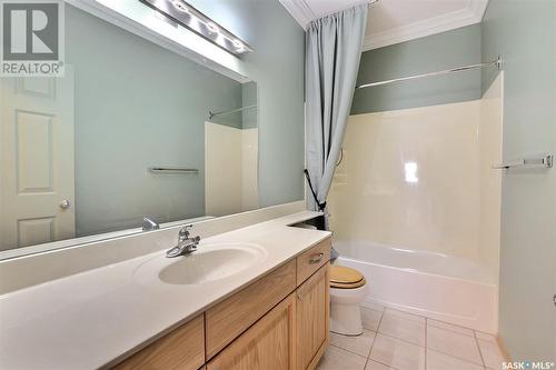 12118 Wascana Heights, Regina, SK - Indoor Photo Showing Bathroom