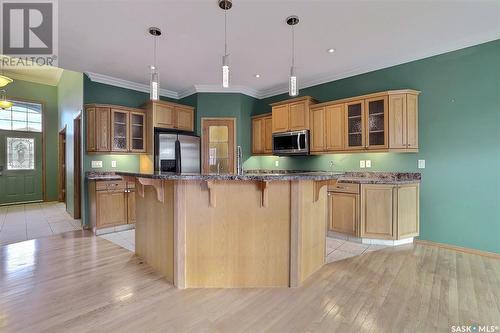 12118 Wascana Heights, Regina, SK - Indoor Photo Showing Kitchen