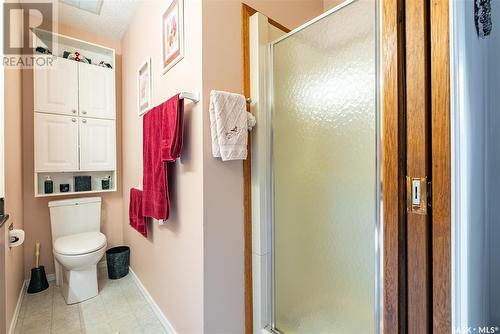 563 Costigan Road, Saskatoon, SK - Indoor Photo Showing Bathroom