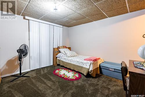 563 Costigan Road, Saskatoon, SK - Indoor Photo Showing Bedroom